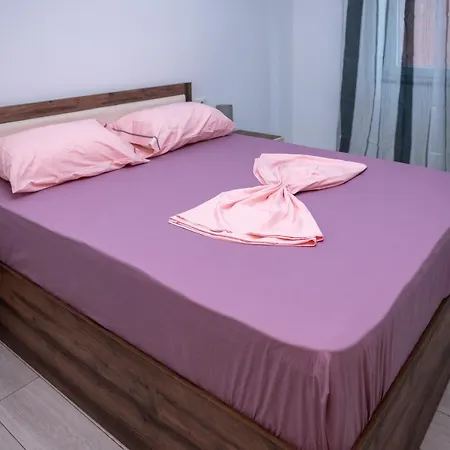Comfort * Τίρανα